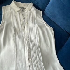 Sleeveless white button down top from H&M